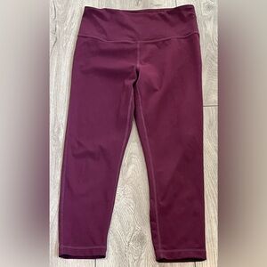 Zella Capri Yoga Pants Women's Size Medium Maroon Pull On Stretch Activewear